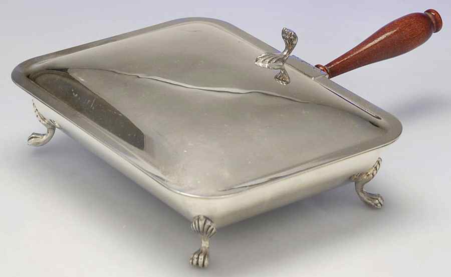 VKG6 (Silverplate, Hollowware) Silent Butler with Hinged Lid by Viking-1