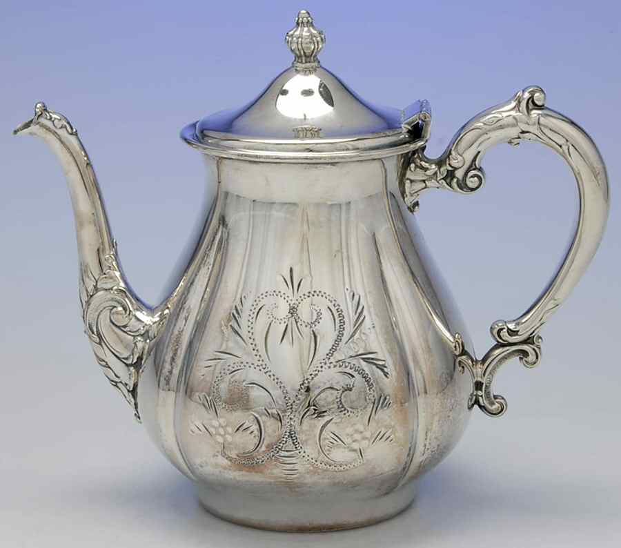 9560 (Silverplate, Hollowware) Teapot by Van Bergh-1