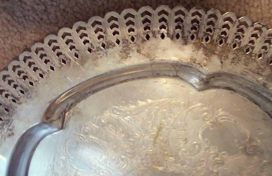 V44-Pierced (Silverplate, Hollowware) Round Silverplate Tray by Viking-1