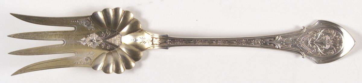 Angelo (Sterling, 1875) Salad Serving Fork, Bright Cut Solid Piece by Wood & Hughes-1