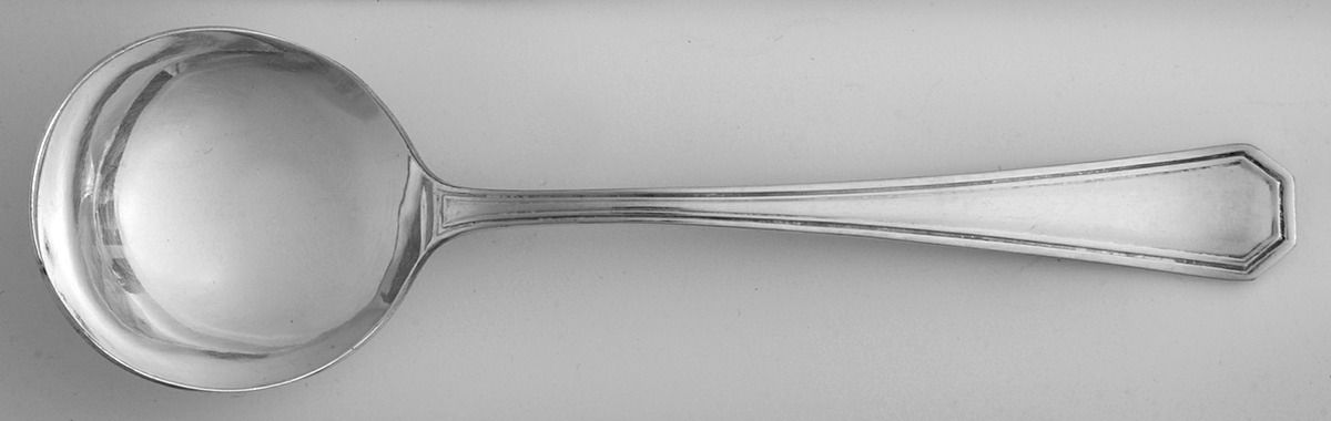 Alamo (Silverplate, 1913) Round Bowl Soup Spoon (Bouillon) by Wallace Silver-1