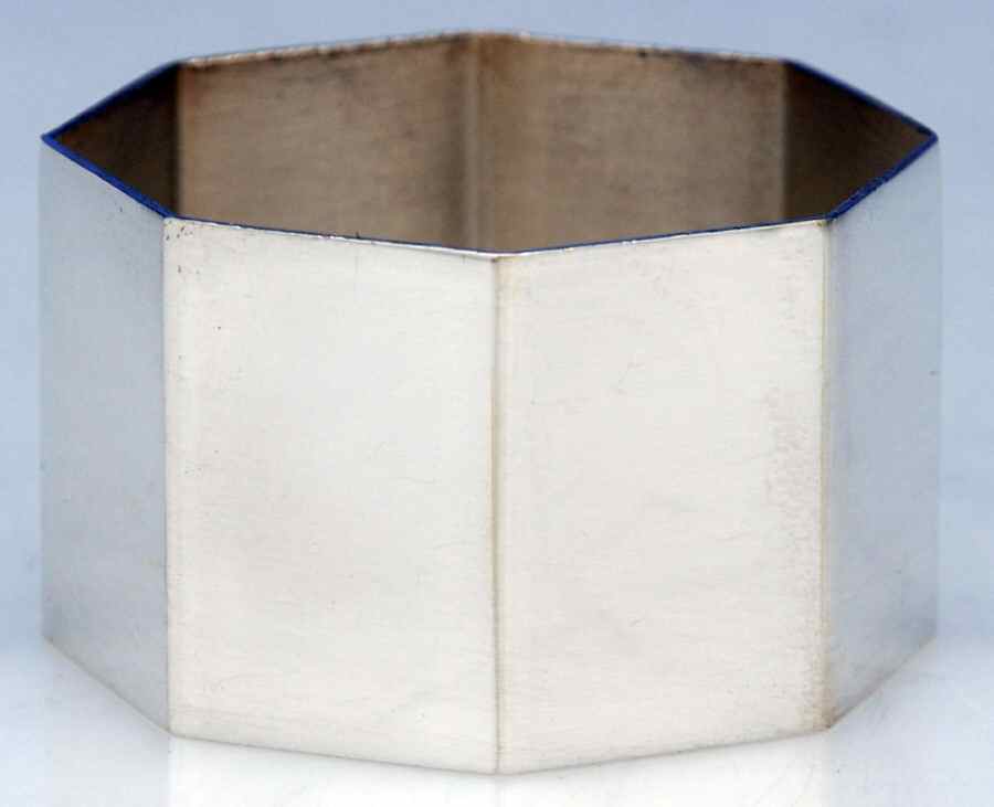 Alden (Silverplate, Hollowware) Napkin Ring by Wallace Silver-1
