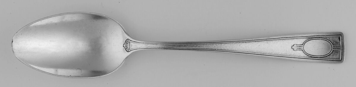 Carthage (Sterling, 1917) Dessert/Oval Soup Spoon by Wallace Silver-1