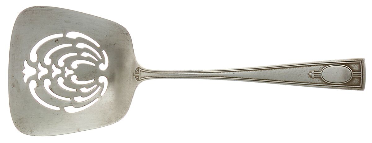 Carthage (Sterling, 1917) Tomato Server, Solid Piece by Wallace Silver-1