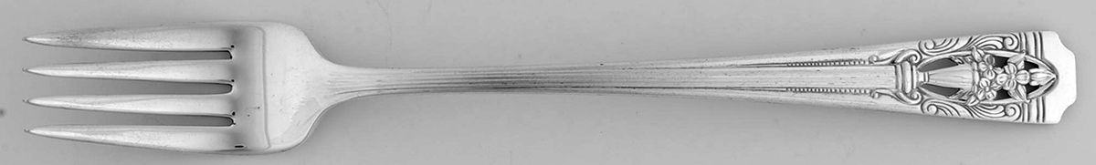 Classic Filigree (Silverplate, 1937) Grille Fork (Viande) by Wallace Silver-1