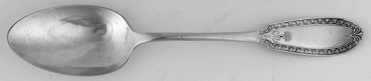 Figured Shell (Sterling, 1890) Dessert/Oval Soup Spoon by Wallace Silver-1