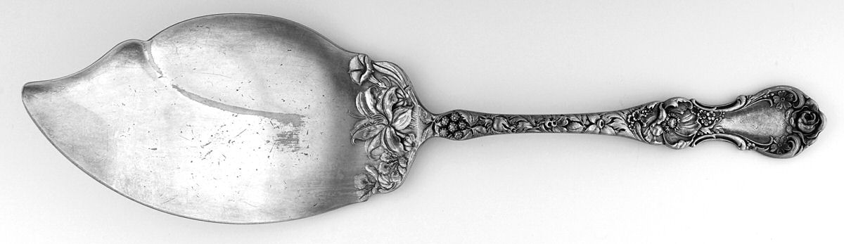 Floral (Silverplate, 1902) Small Solid Fish Serving Knife by Wallace Silver-1
