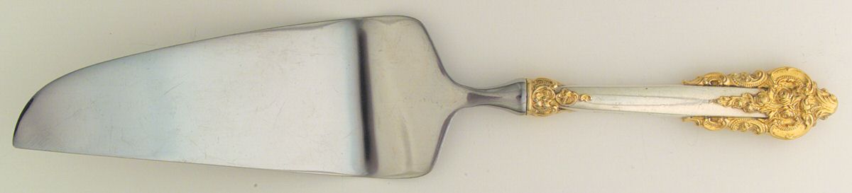 Golden Grande Baroque (Sterling, Gold Accent) Pie & Cake Server with Stainless Blade by Wallace Silver-1