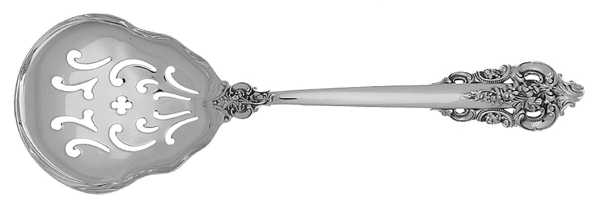 Grande Baroque (Sterling, 1941) New Style Large Pierced Pea Serving Spoon by Wallace Silver-1