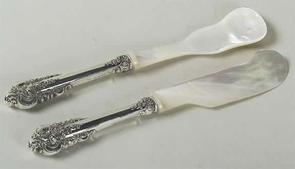 Grande Baroque (Sterling, 1941) 2-Piece Caviar Set (Pearl Scoop and Spreader) by Wallace Silver-1