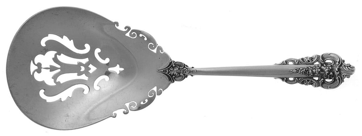 Grande Baroque (Sterling, 1941) Solid Bon Bon Spoon with Pierced Bowl by Wallace Silver-1