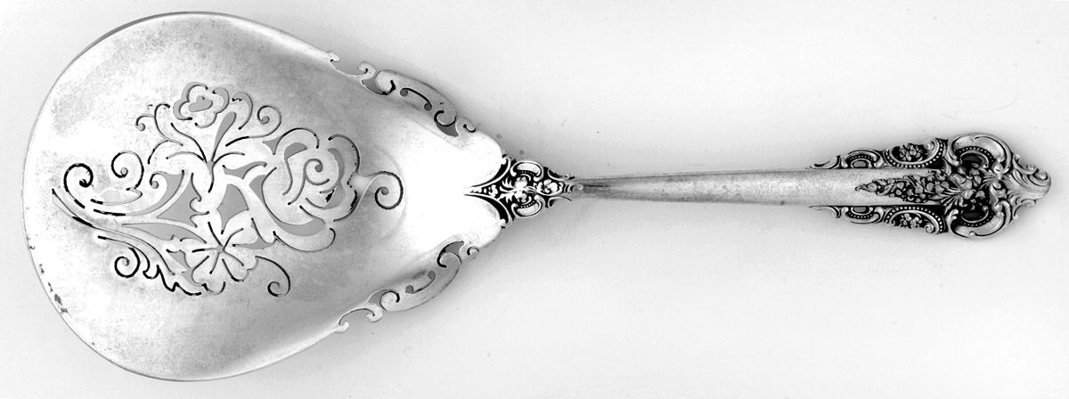 Grande Baroque (Sterling, 1941) Solid Bon Bon Spoon with Pierced Bowl by Wallace Silver-1