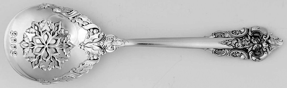 Grande Baroque (Sterling, 1941) 2002 Christmas Snowflake Sugar Spoon by Wallace Silver-1