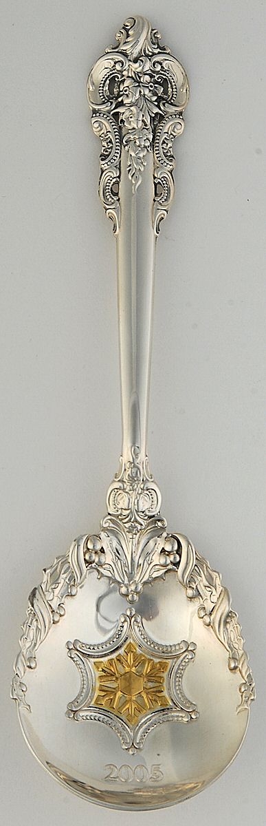 Grande Baroque (Sterling, 1941) 2005 Christmas Star Sugar Spoon by Wallace Silver-1