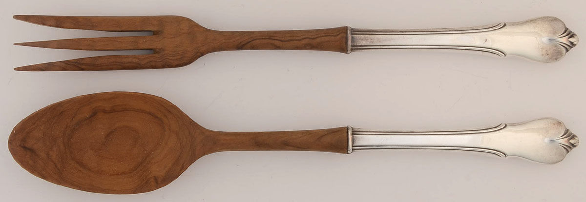 Grand Colonial (Sterling, 1942, No Monos) Wooden Bowl 2 Piece Salad Set by Wallace Silver-1