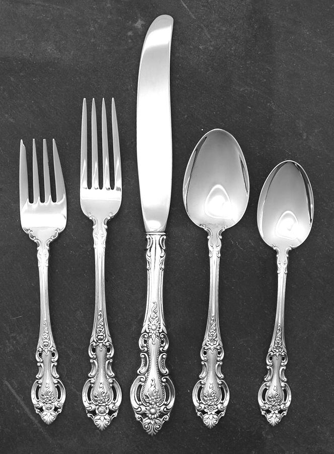Grand Victorian (Sterling, 1973) 40  Piece Estate Set by Wallace Silver-1