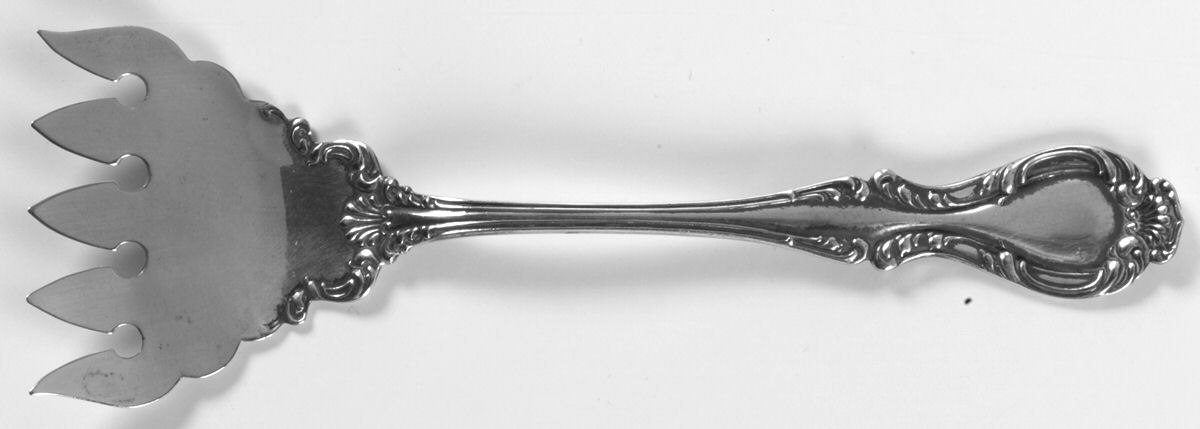Joan (Silverplate, 1896) Large Solid Tined Sardine Serving Fork by Wallace Silver-1