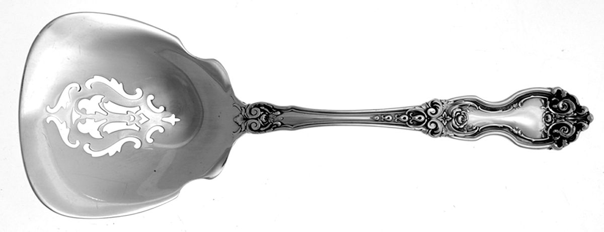 La Reine (Sterling, 1921, No Monograms) Tomato Server, Solid Piece by Wallace Silver-1