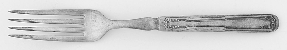 Laurel (Silverplate, 1910) Indented Solid Handled Fork by Wallace Silver-1