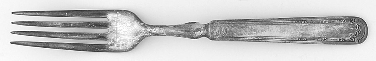 Louvre (Silverplate, 1914) Indented Solid Handled Fork by Wallace Silver-1