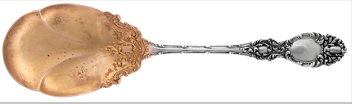 Lucerne (Sterling, 1896, No Monograms) Large Solid Berry/Casserole Spoon by Wallace Silver-1