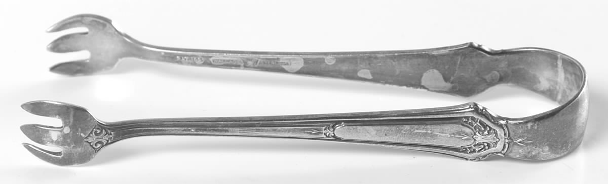 Princess Anne (Sterling, 1926) Bon Bon Tongs by Wallace Silver-1