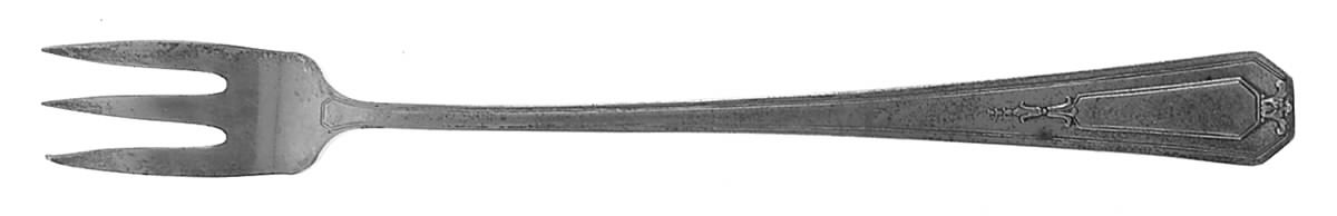 Princess Mary (Sterling, 1922, No Monos) Oyster Fork by Wallace Silver-1