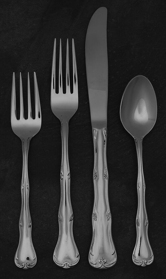Simplicity (Stainless) 4 Piece Place Setting by Wallace Silver-1