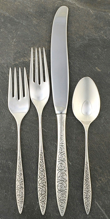 Spanish Lace (Sterling, 1964) 4 Piece Dinner Size Setting by Wallace Silver-1