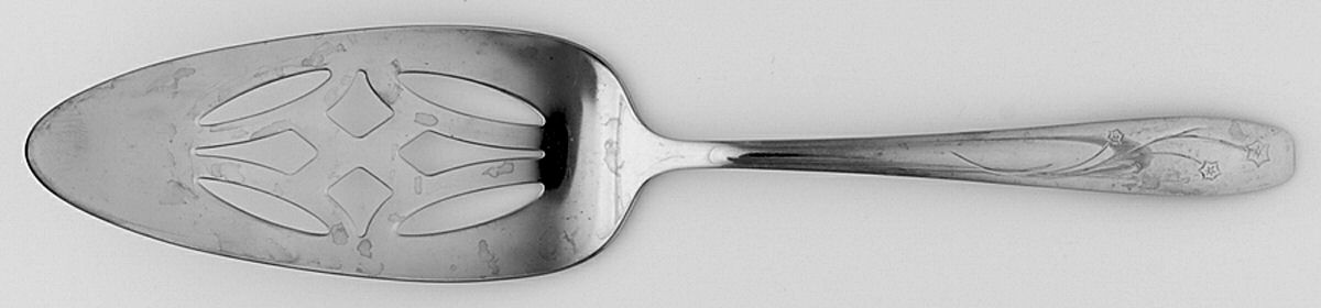 Starglow (Stainless) Pierced All Stainless Pie Server by Wallace Silver-1