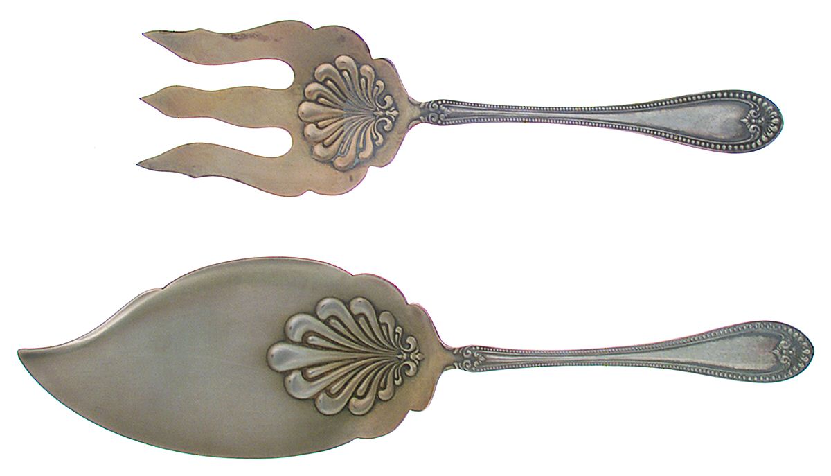 Stuart (Silverplate, 1899) 2 Piece Large Solid Fish Serving Set by Wallace Silver-1