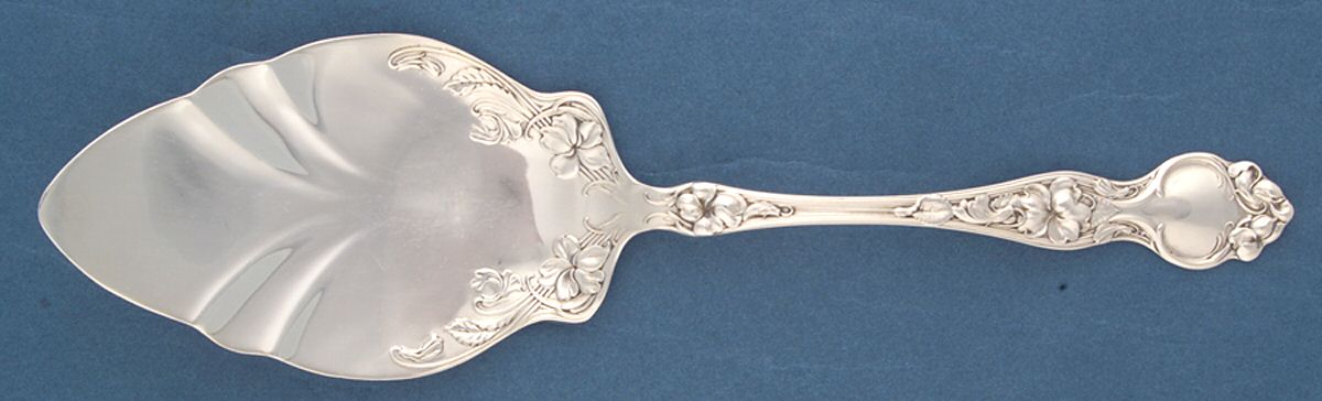 Violet (Sterling, 1904, No Monograms) Large Solid Pie Knife by Wallace Silver-1