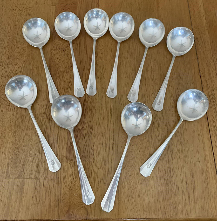 Vogue I (Silverplate, 1898) Round Bowl Soup Spoon (Gumbo) by Wallace Silver-1