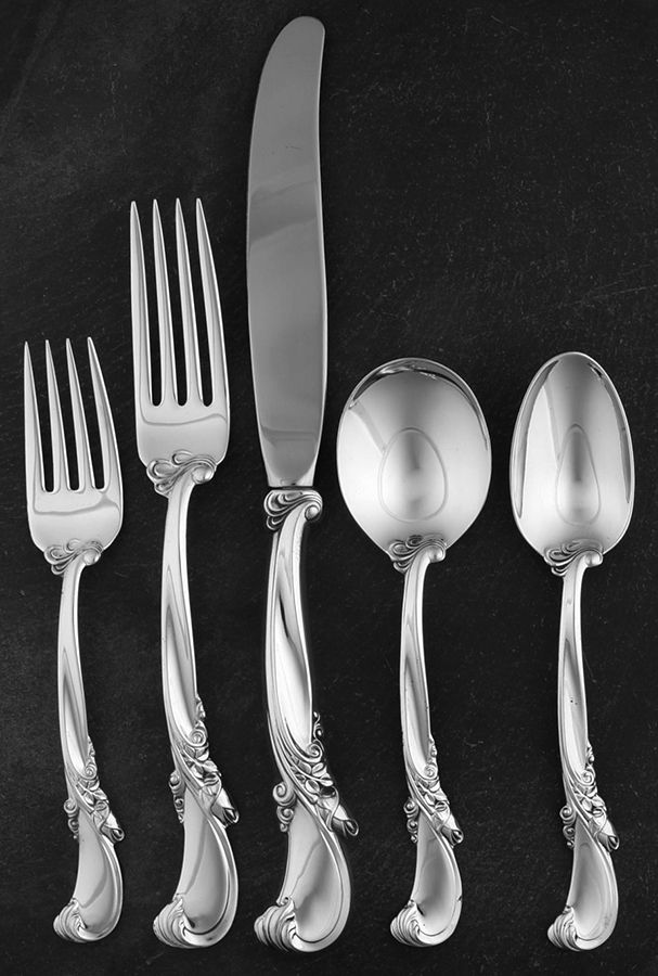 Waltz of Spring (Sterling, 1952) 5 Piece Dinner Size Setting by Wallace Silver-1