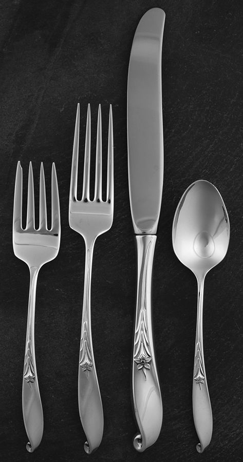 Wishing Star (Sterling, 1954) 4 Piece Dinner Size Setting by Wallace Silver-1