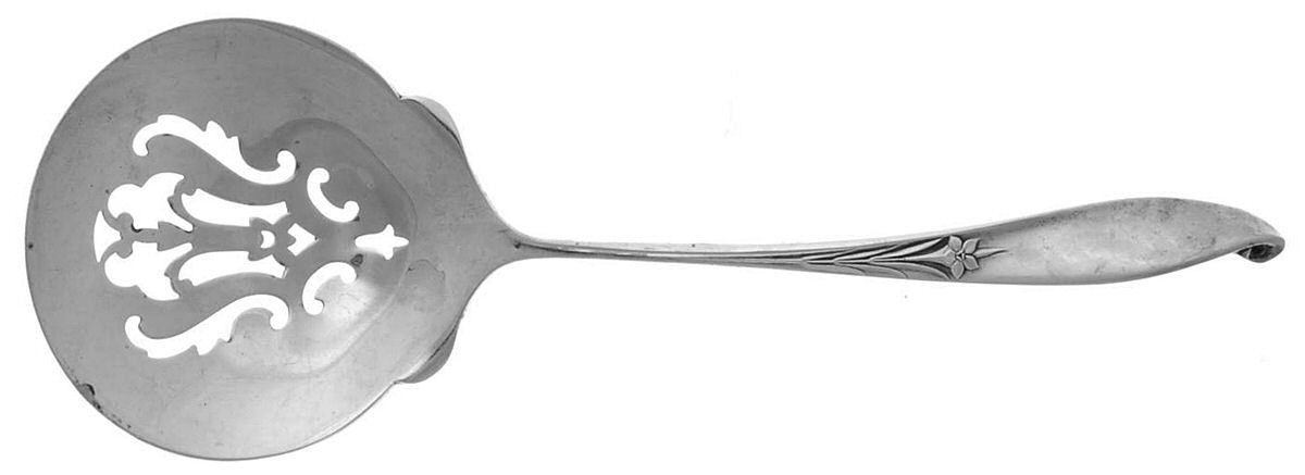 Wishing Star (Sterling, 1954) Solid Bon Bon Spoon with Pierced Bowl by Wallace Silver-1