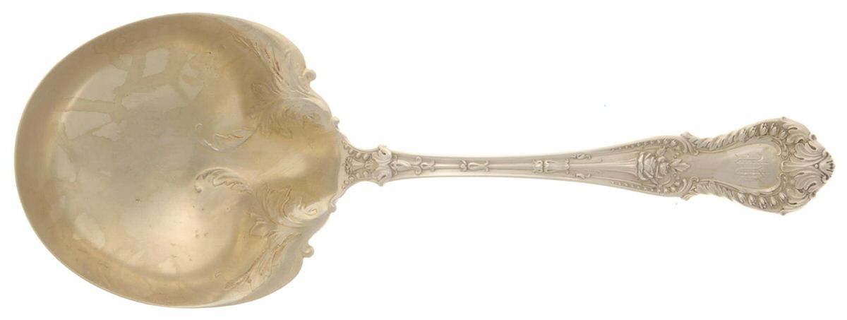 Dorothy Vernon (Sterling, 1909) Large Solid Berry/Casserole Spoon by Whiting Manf Co-1
