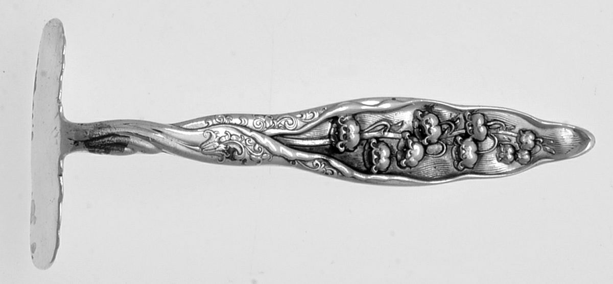 Lily of The Valley (Sterling, 1885, No Monograms) Food Pusher Solid by Whiting Manf Co-1