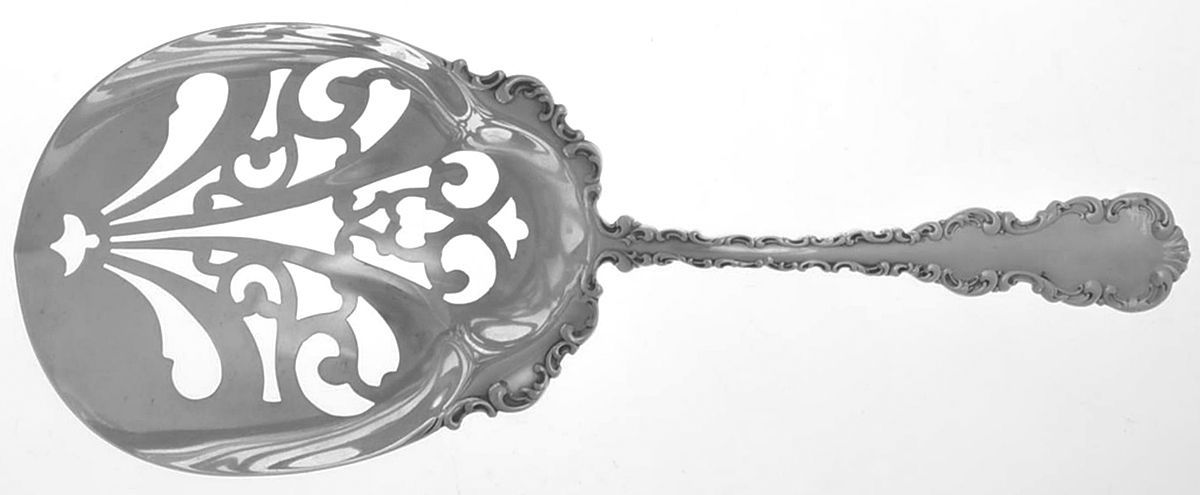 Louis XV (Sterling, 1891) Pierced Saratoga Chips Server by Whiting Manf Co-1