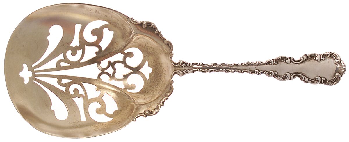 Louis XV (Sterling, 1891) Pierced Saratoga Chips Server by Whiting Manf Co-1