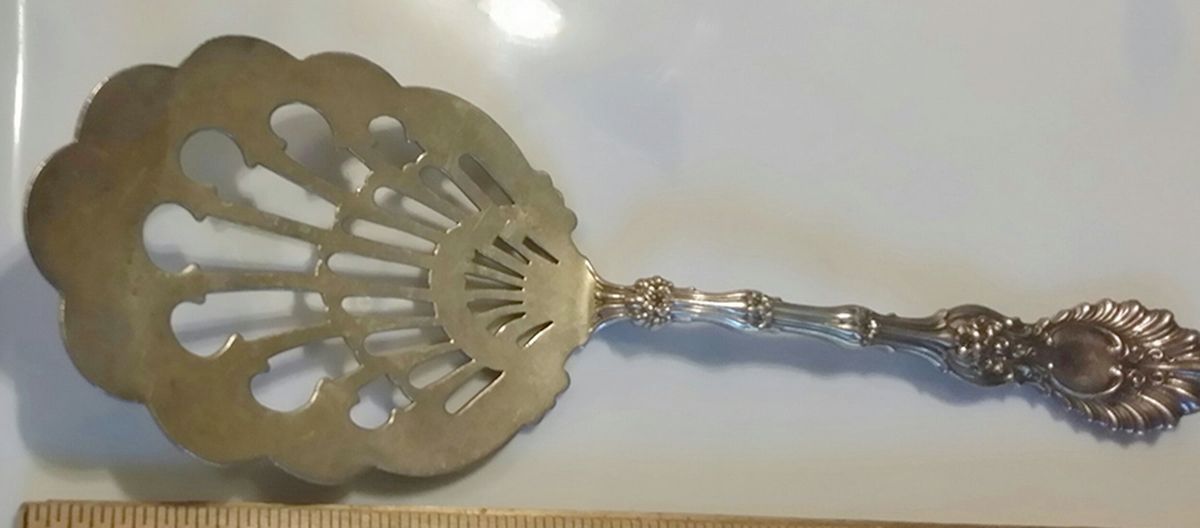 Radiant (Sterling, 1895) Solid Pierced Egg Server by Whiting Manf Co-1