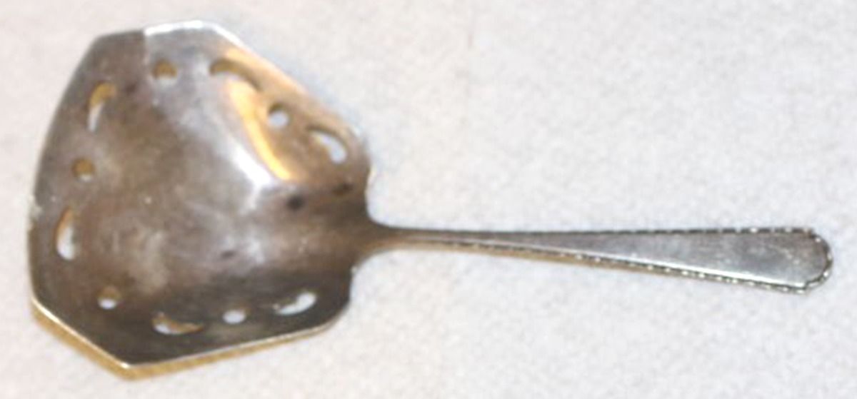 Virginia Sterling (Sterling, 1929) Solid Bon Bon Spoon with Pierced Bowl by Weidlich Silver-1