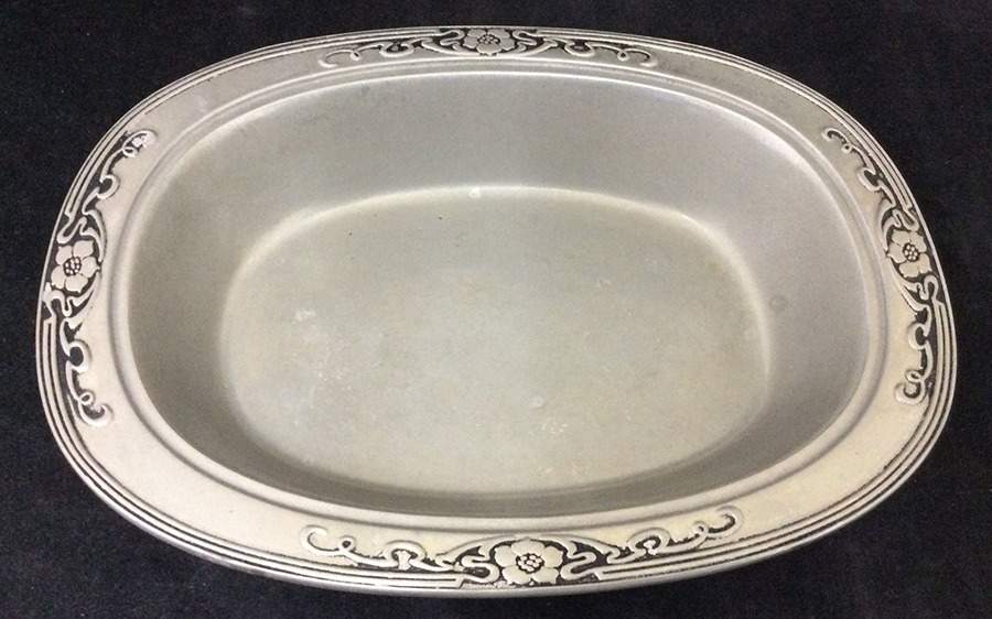 Fleurs Nouveau (Armetale, Hollowware) Oval Covered Vegetable No Lid by Wilton Armetale-1