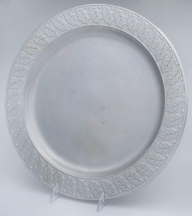 Armetale Hollowware (Non-Silver) 14" Round Tray by Wilton Armetale-1