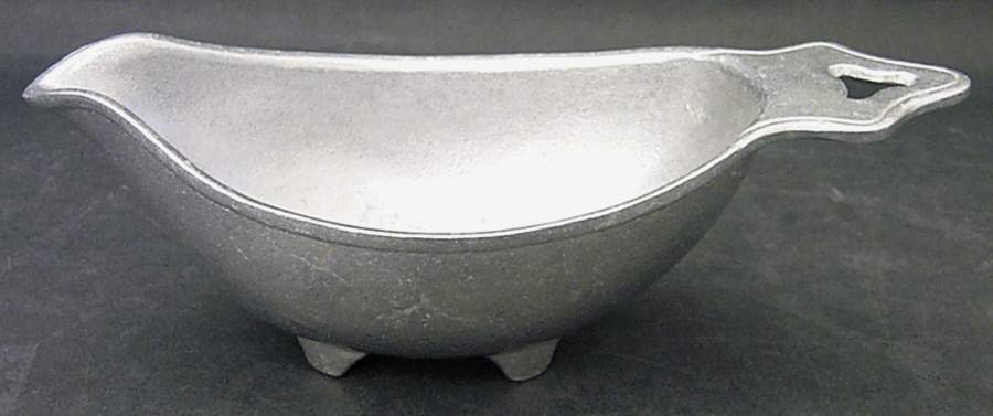 Armetale Hollowware (Non-Silver) Gravy Boat by Wilton Armetale-1