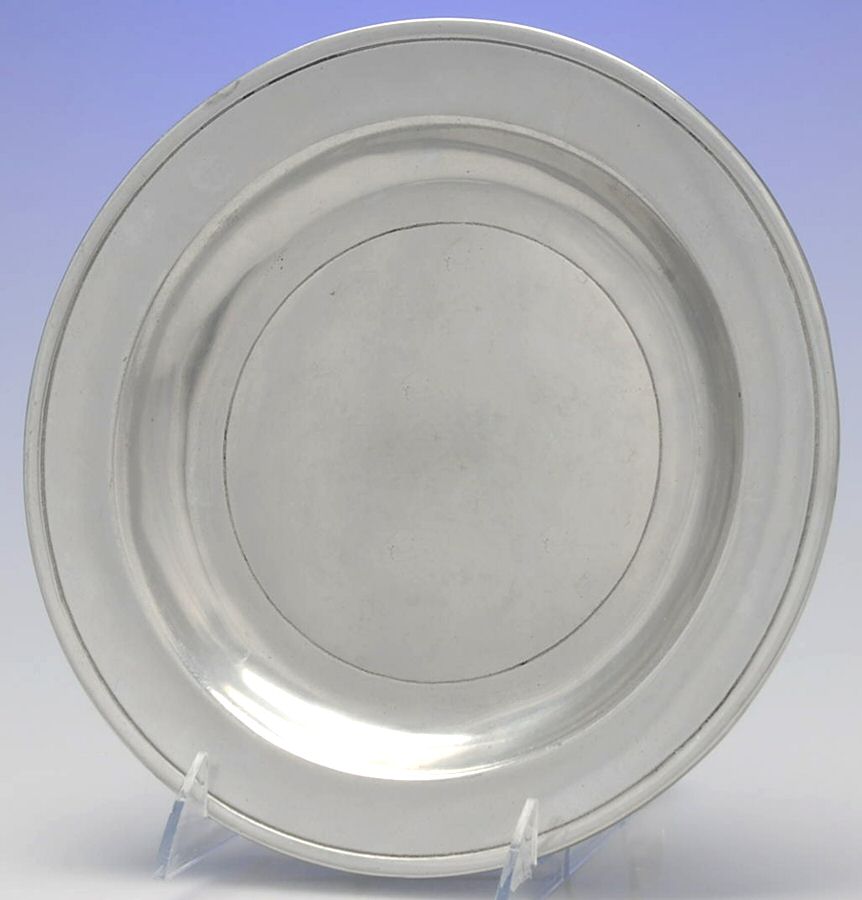 Armetale Hollowware (Non-Silver) 8" Round Tray by Wilton Armetale-1