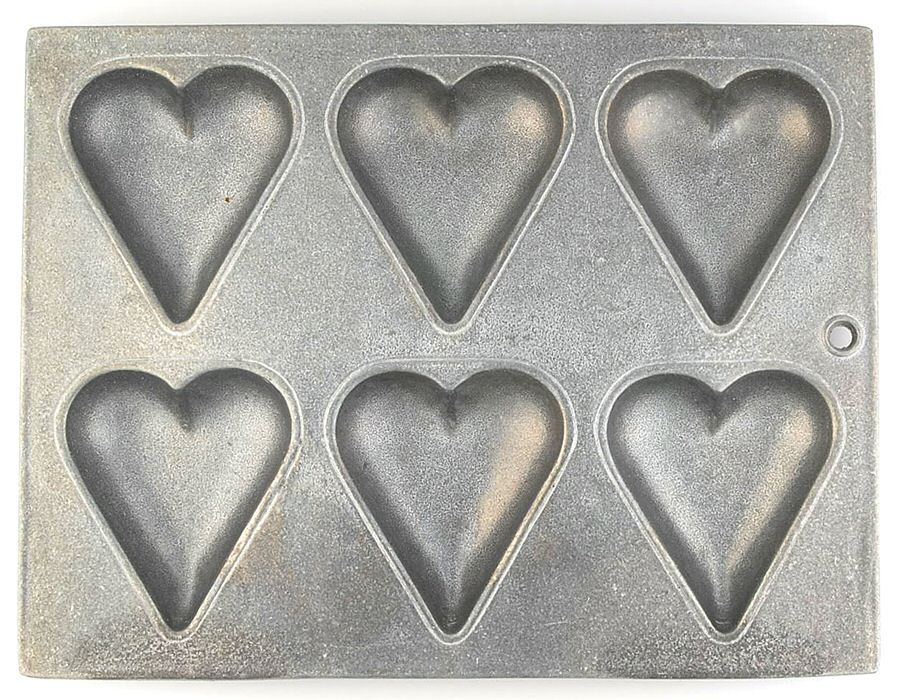 Armetale Hollowware (Non-Silver) Drop Cookie Sheet 9 5/8" X 7 3/8" by Wilton Armetale-1