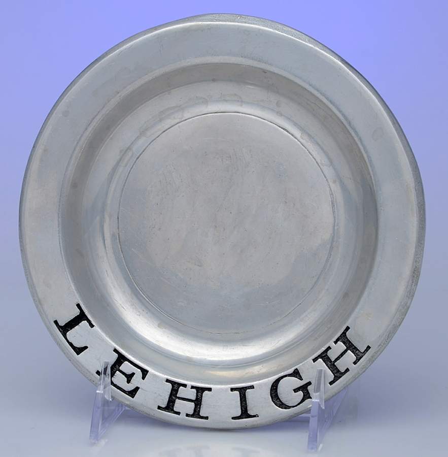 Armetale Hollowware (Non-Silver) 7" Round Tray by Wilton Armetale-1