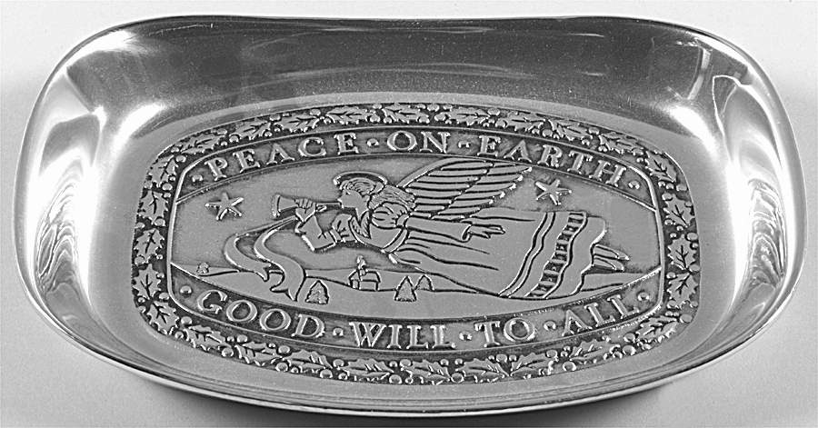 Armetale Hollowware (Non-Silver) 9" Bread Tray by Wilton Armetale-1