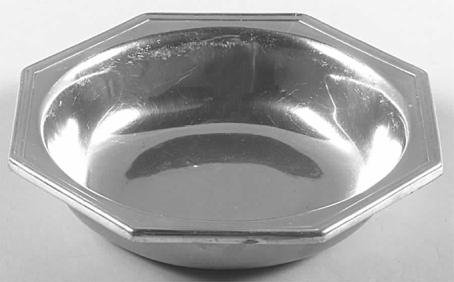 Mulberry Hill (Armetale, Hollowware) Rimmed Soup Bowl by Wilton Armetale-1
